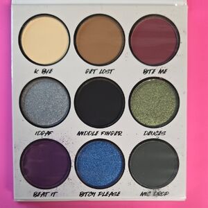 BH Cosmetics Bold Eyeshadow Palette with 9 Shades